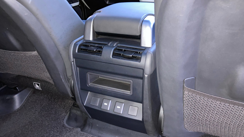 Land Rover Defender 3.0 D250 X-Dynamic HSE 110 5dr Auto Diesel Estate